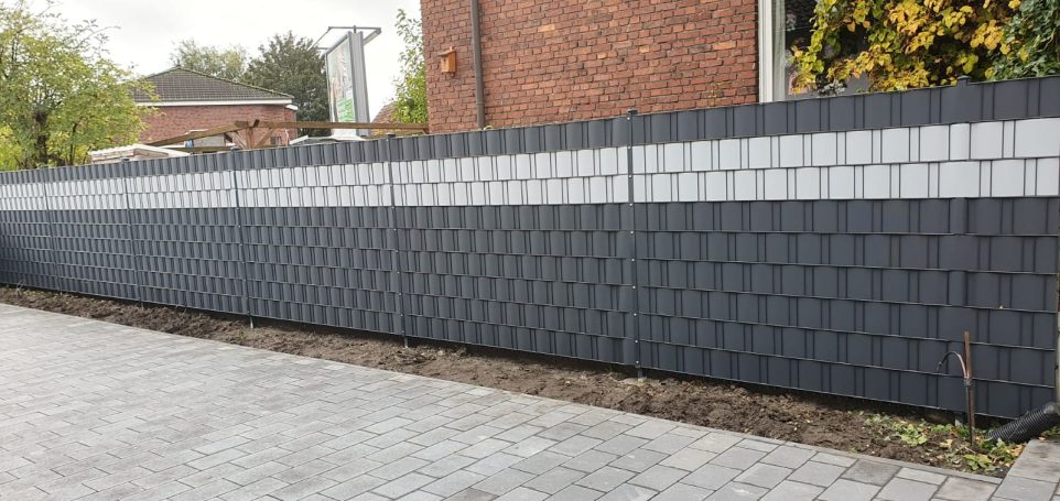Doppelstabmattenzaun 1,80m hoch mit Sichtschutz in Anthrazit / Grau