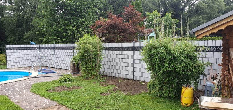 Doppelstabmatten Zaunbau mit Sichtschutz in Lünen